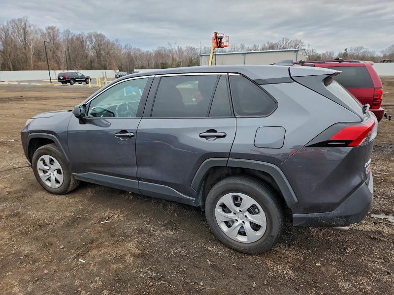 Фото 2 - TOYOTA RAV4