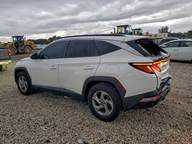 Фото 2 - HYUNDAI TUCSON