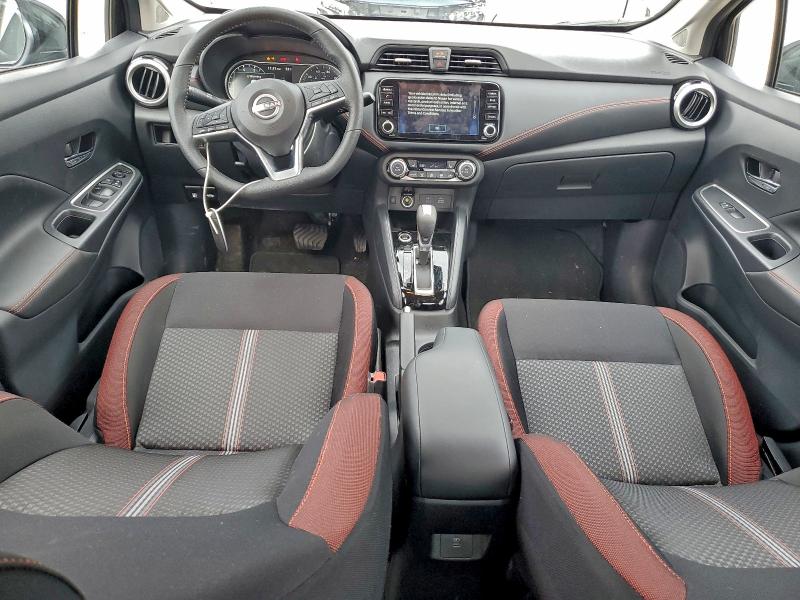 Фото 8 - NISSAN VERSA