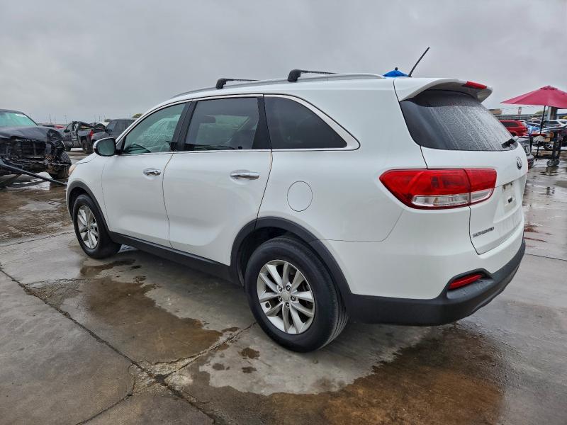 Фото 2 - KIA SORENTO
