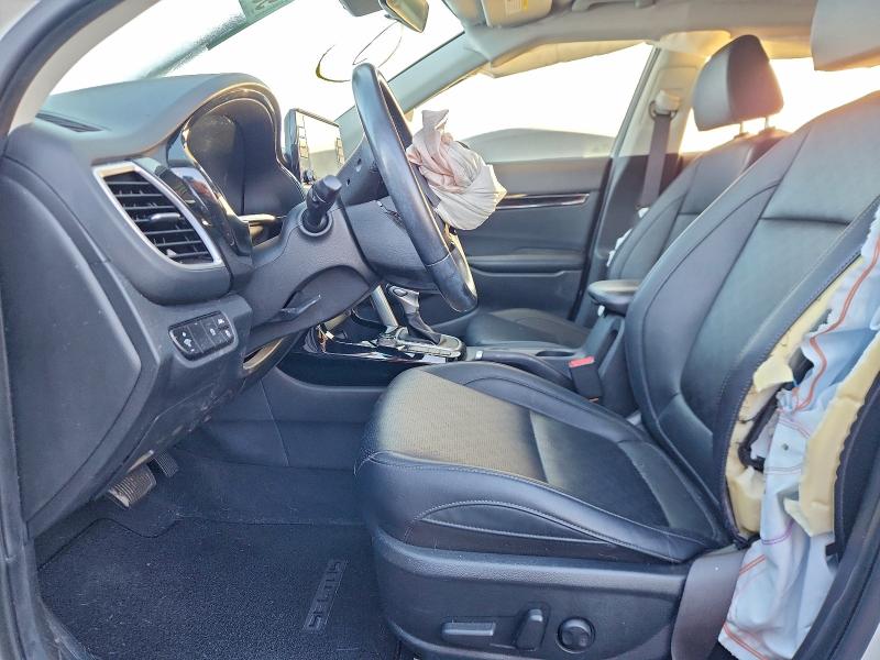 Фото 7 - KIA SELTOS