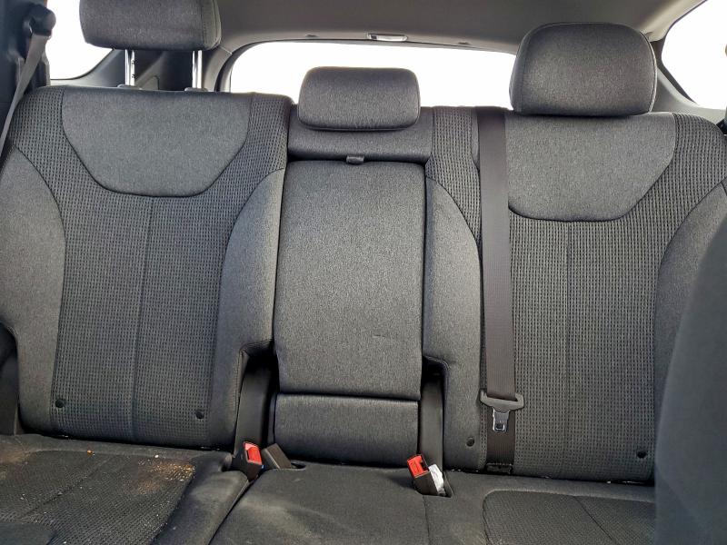 Фото 10 - HYUNDAI SANTA FE