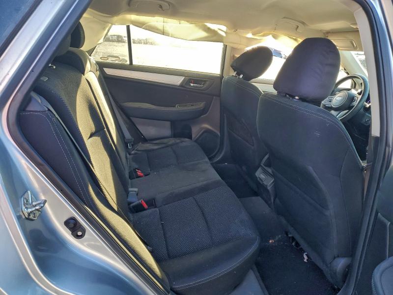 Фото 10 - SUBARU OUTBACK