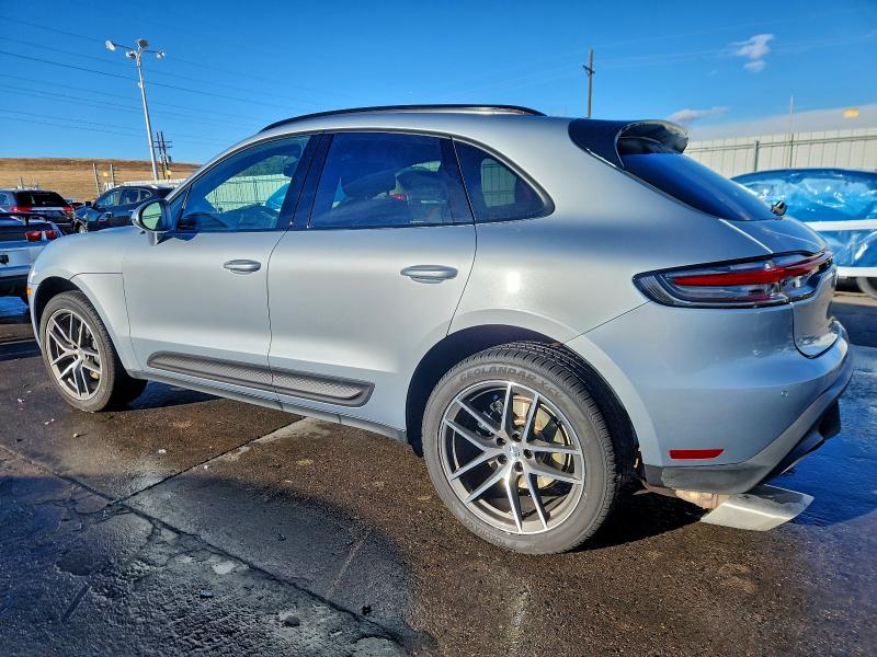 Фото 2 - PORSCHE MACAN