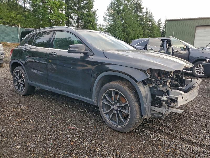 Фото 4 - MERCEDES-BENZ GLA-CLASS