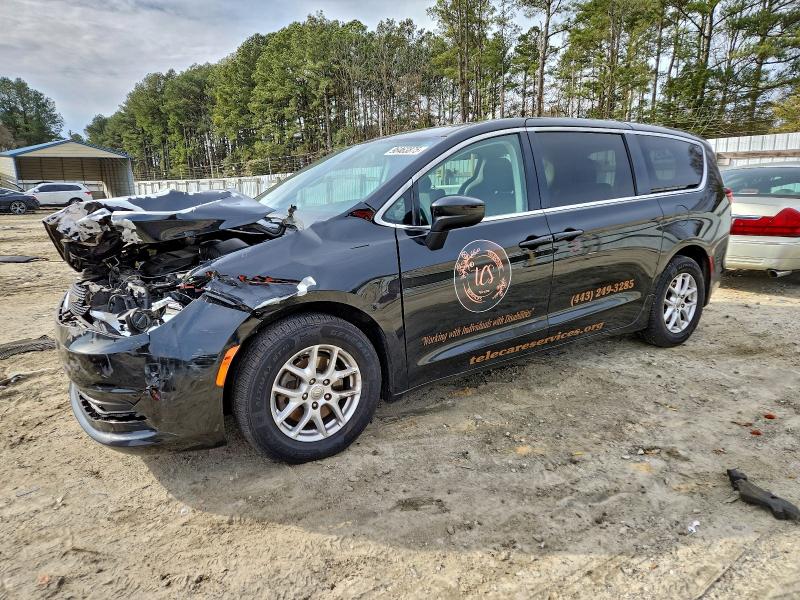 Фото 1 - CHRYSLER PACIFICA