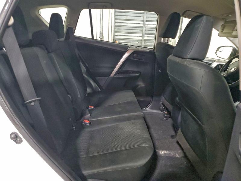 Фото 11 - TOYOTA RAV4