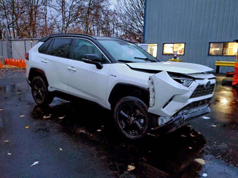 Фото 4 - TOYOTA RAV4