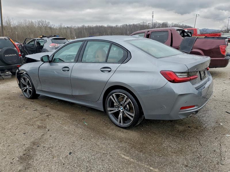 Фото 2 - BMW 3 SERIES