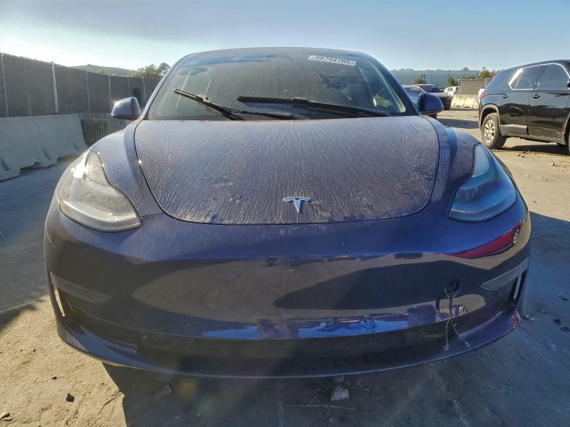 Фото 5 - TESLA MODEL 3