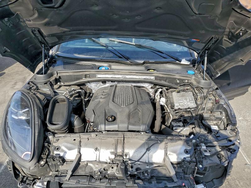 Фото 11 - PORSCHE MACAN