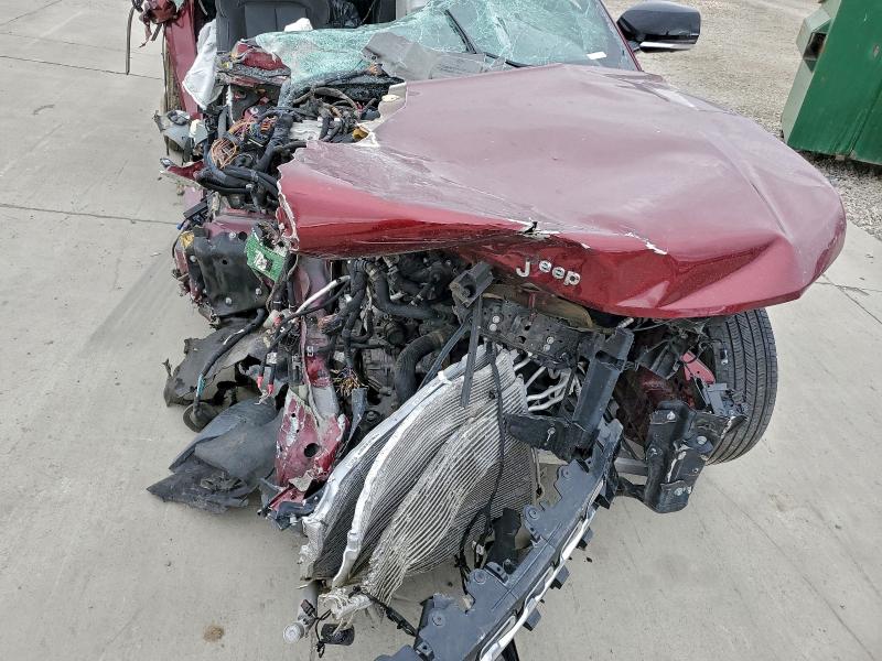 Фото 11 - JEEP GRAND CHER