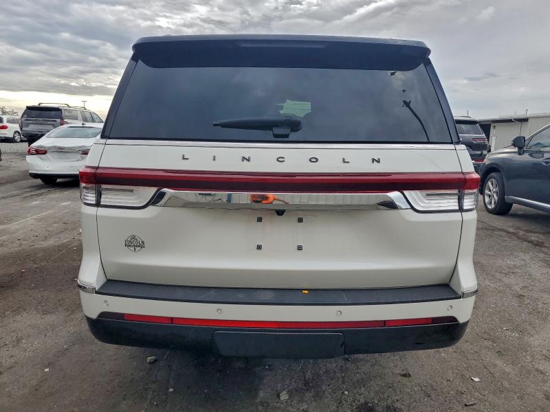 Фото 6 - LINCOLN NAVIGATOR