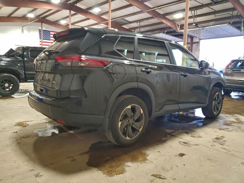 Фото 3 - NISSAN ROGUE