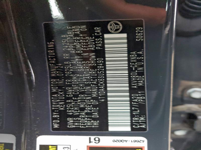 Фото 12 - TOYOTA CAMRY