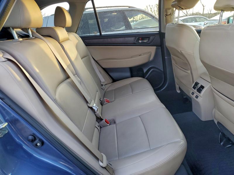 Фото 11 - SUBARU OUTBACK