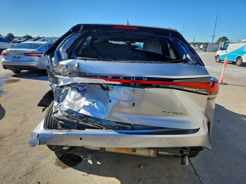 Фото 6 - LEXUS RX350