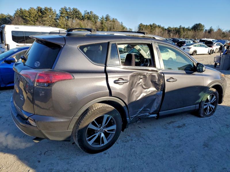 Фото 3 - TOYOTA RAV4