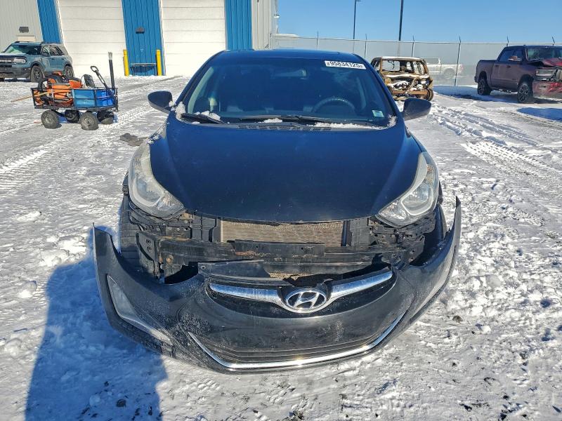 Фото 5 - HYUNDAI ELANTRA