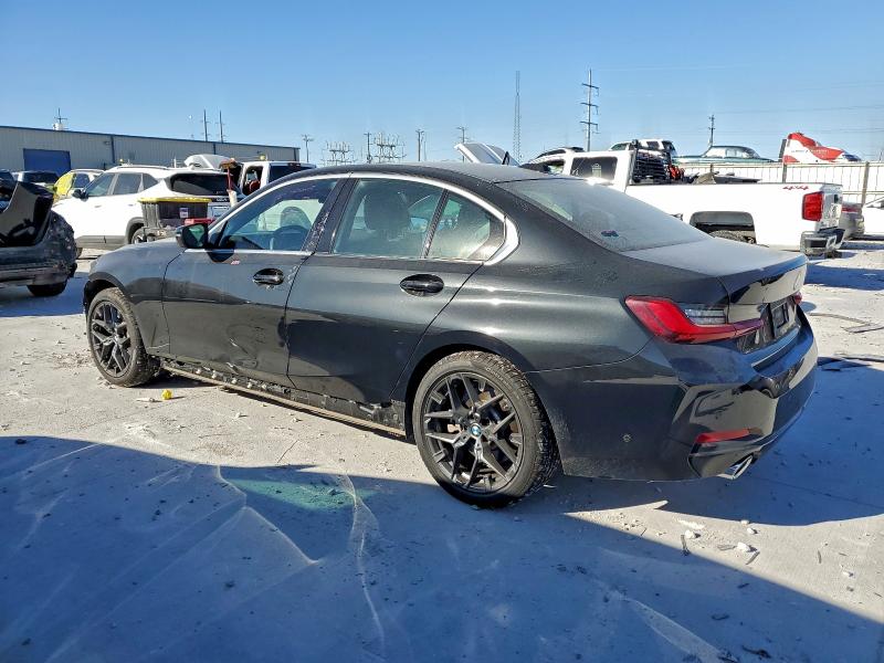 Фото 2 - BMW 3 SERIES