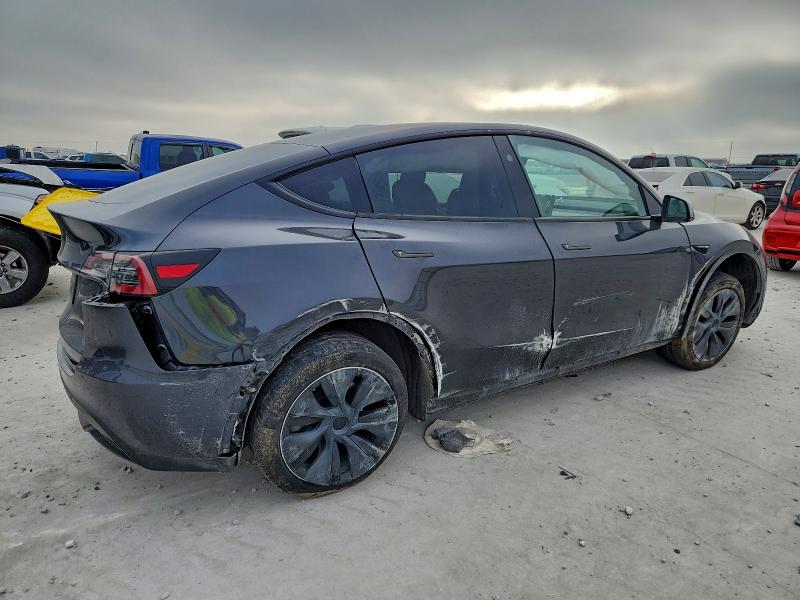 Фото 3 - TESLA MODEL Y