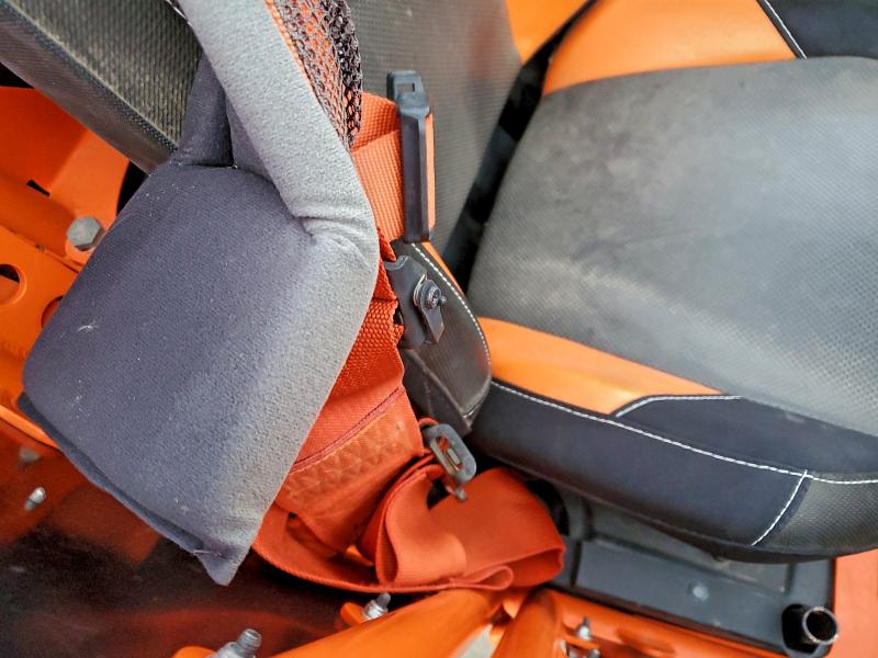 POLARIS SIDEBYSIDE 2012