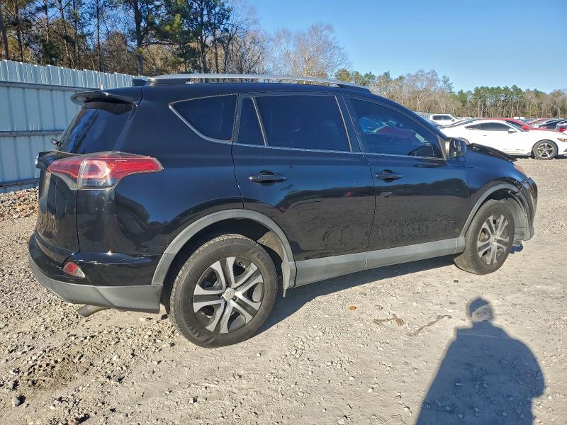 Фото 3 - TOYOTA RAV4