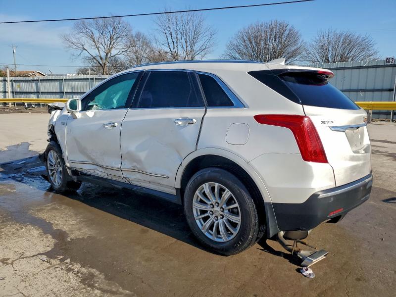 Фото 2 - CADILLAC XT5