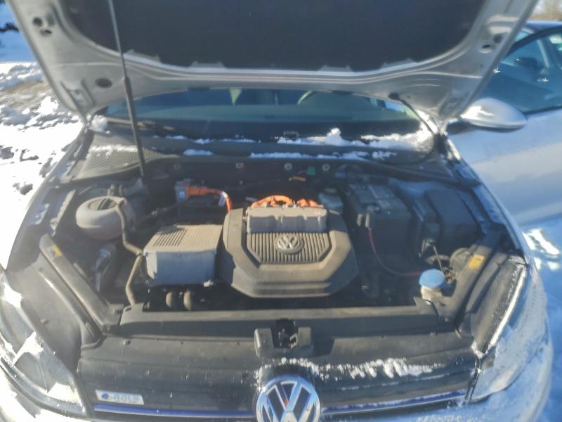 Фото 11 - VOLKSWAGEN GOLF