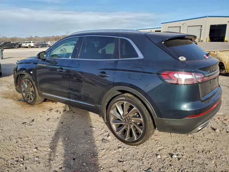 Фото 2 - LINCOLN NAUTILUS