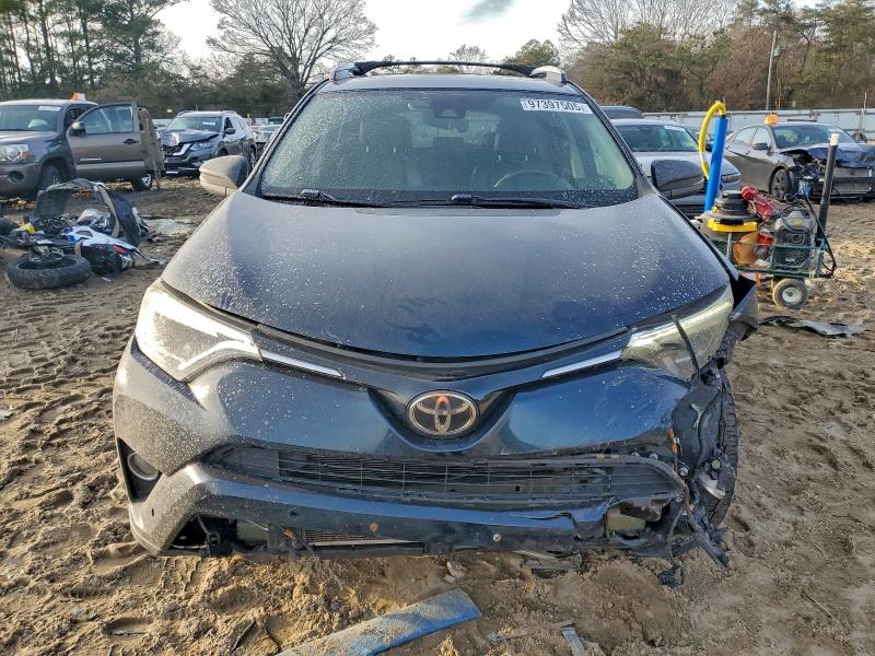 Фото 5 - TOYOTA RAV4