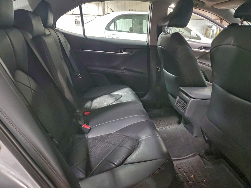 Фото 10 - TOYOTA CAMRY