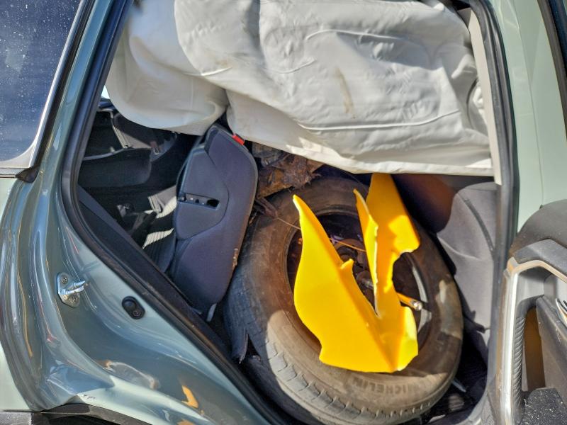 Фото 10 - TOYOTA RAV4