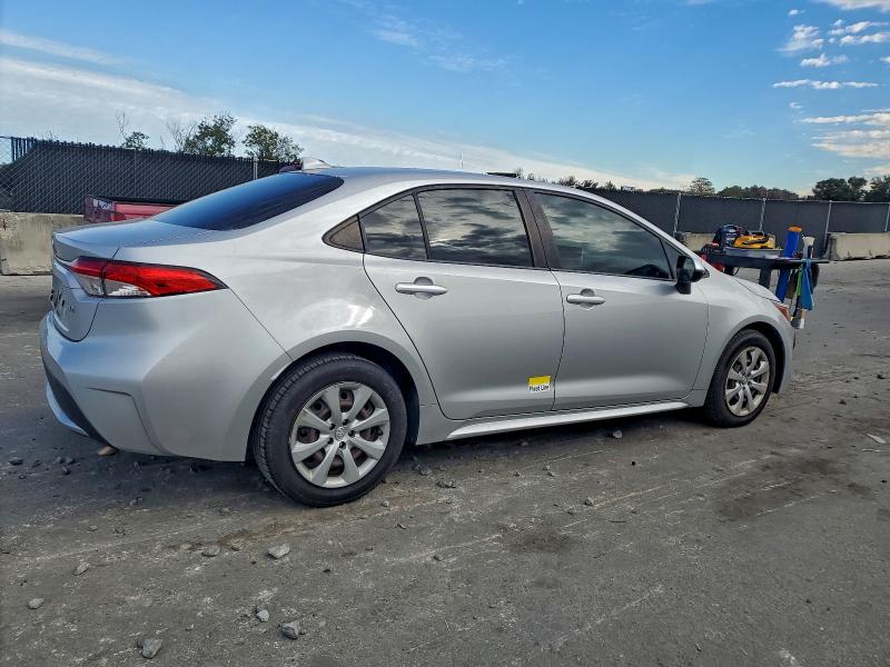 Фото 3 - TOYOTA COROLLA