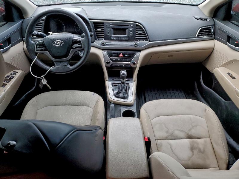 Фото 8 - HYUNDAI ELANTRA