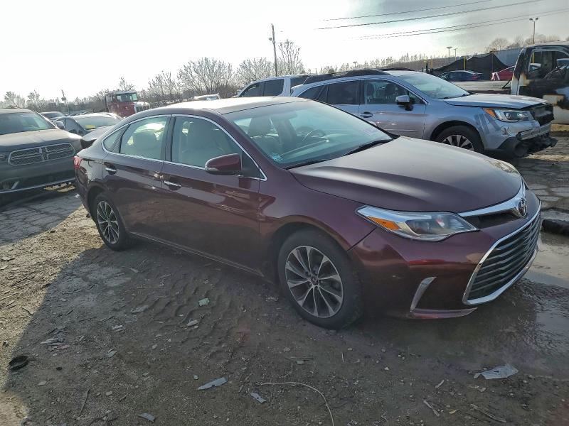 Фото 4 - TOYOTA AVALON