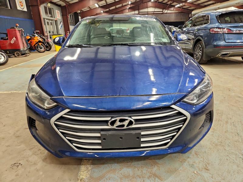 Фото 5 - HYUNDAI ELANTRA