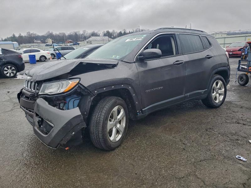 Фото 1 - JEEP COMPASS