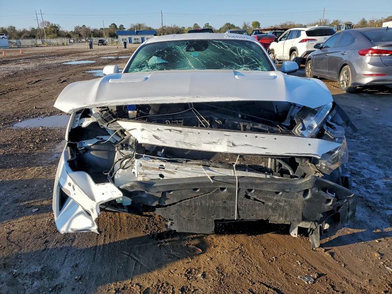 Фото 5 - FORD MUSTANG