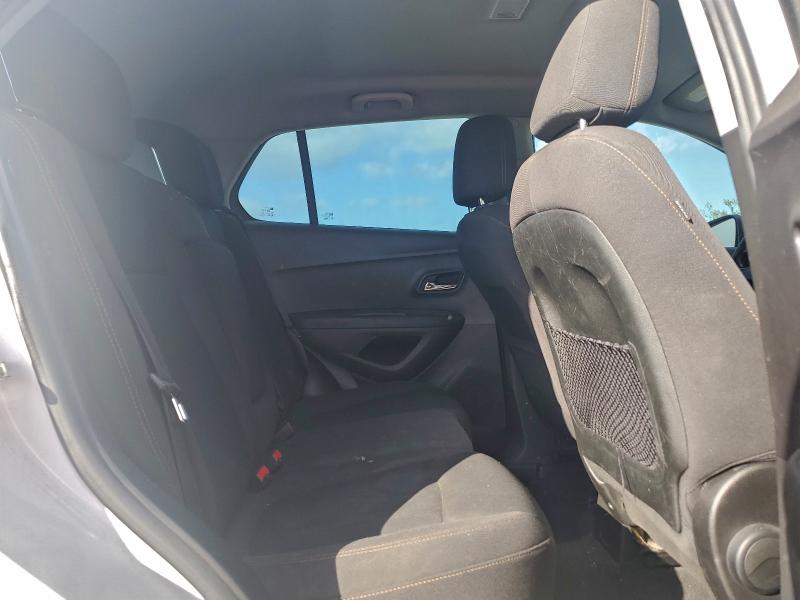 Фото 11 - CHEVROLET TRAX