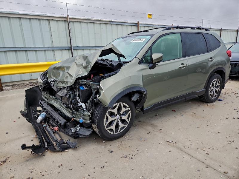 Фото 1 - SUBARU FORESTER