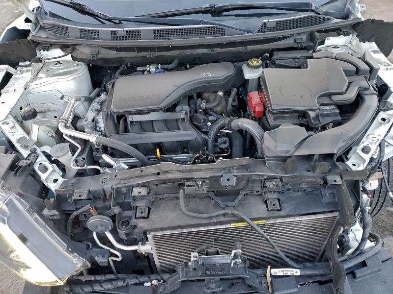 Фото 12 - NISSAN ROGUE