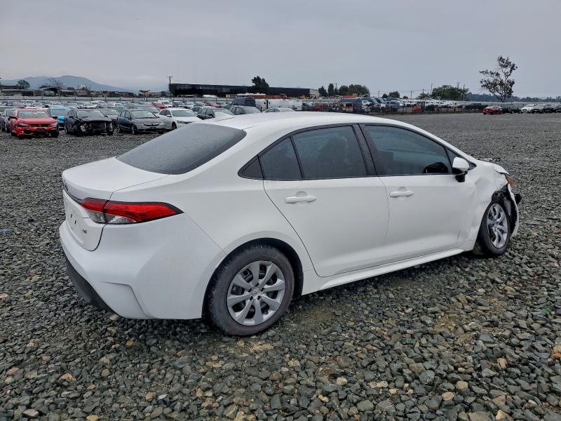 Фото 3 - TOYOTA COROLLA