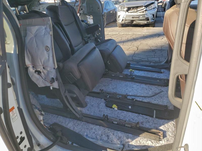 Фото 11 - TOYOTA SIENNA