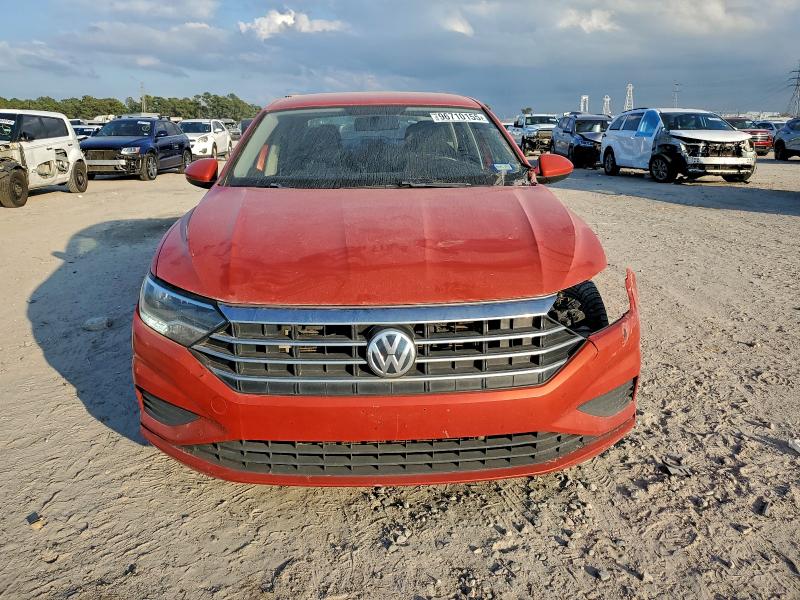 Фото 5 - VOLKSWAGEN JETTA