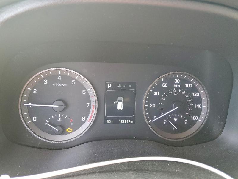 Фото 9 - HYUNDAI TUCSON