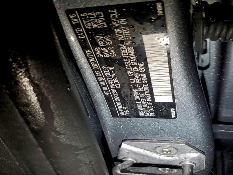 Фото 13 - VOLVO S60