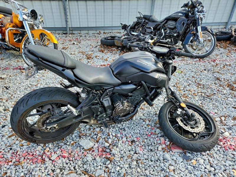 YAMAHA MT07 2019