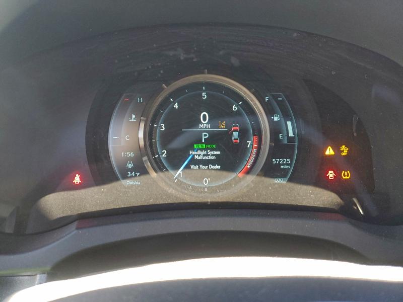 Фото 9 - LEXUS IS