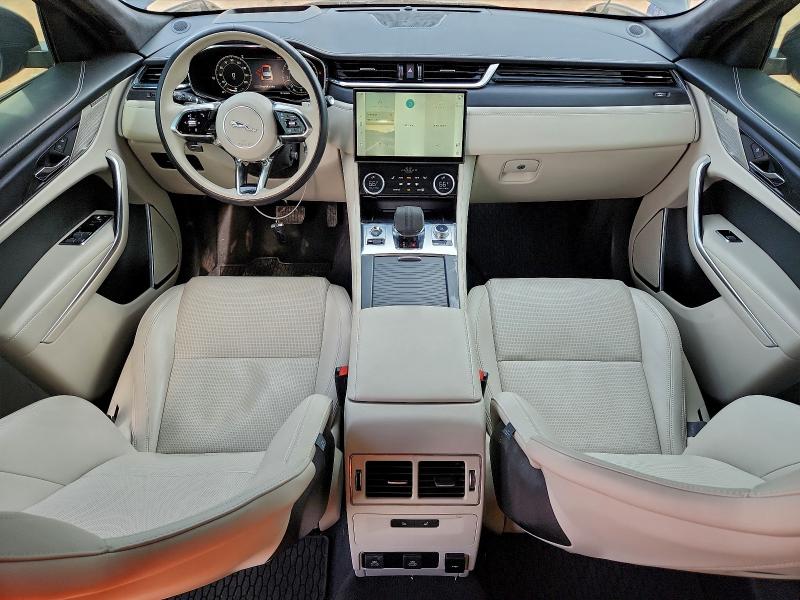 Фото 8 - JAGUAR F-PACE